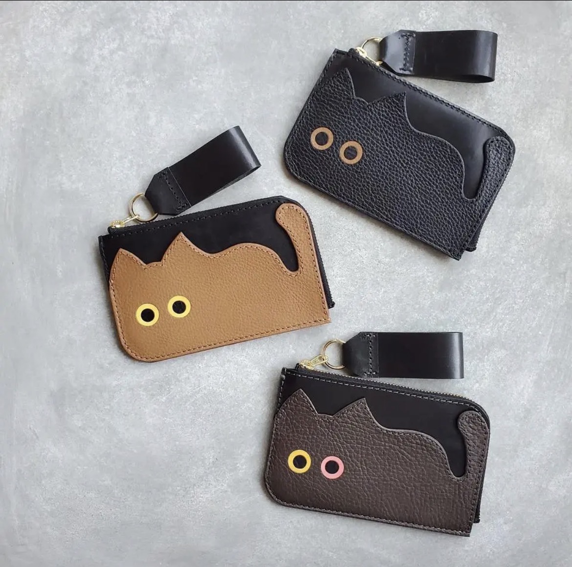 色が選べるにゃんとも可愛い手乗りねこの薄型ミニ財布